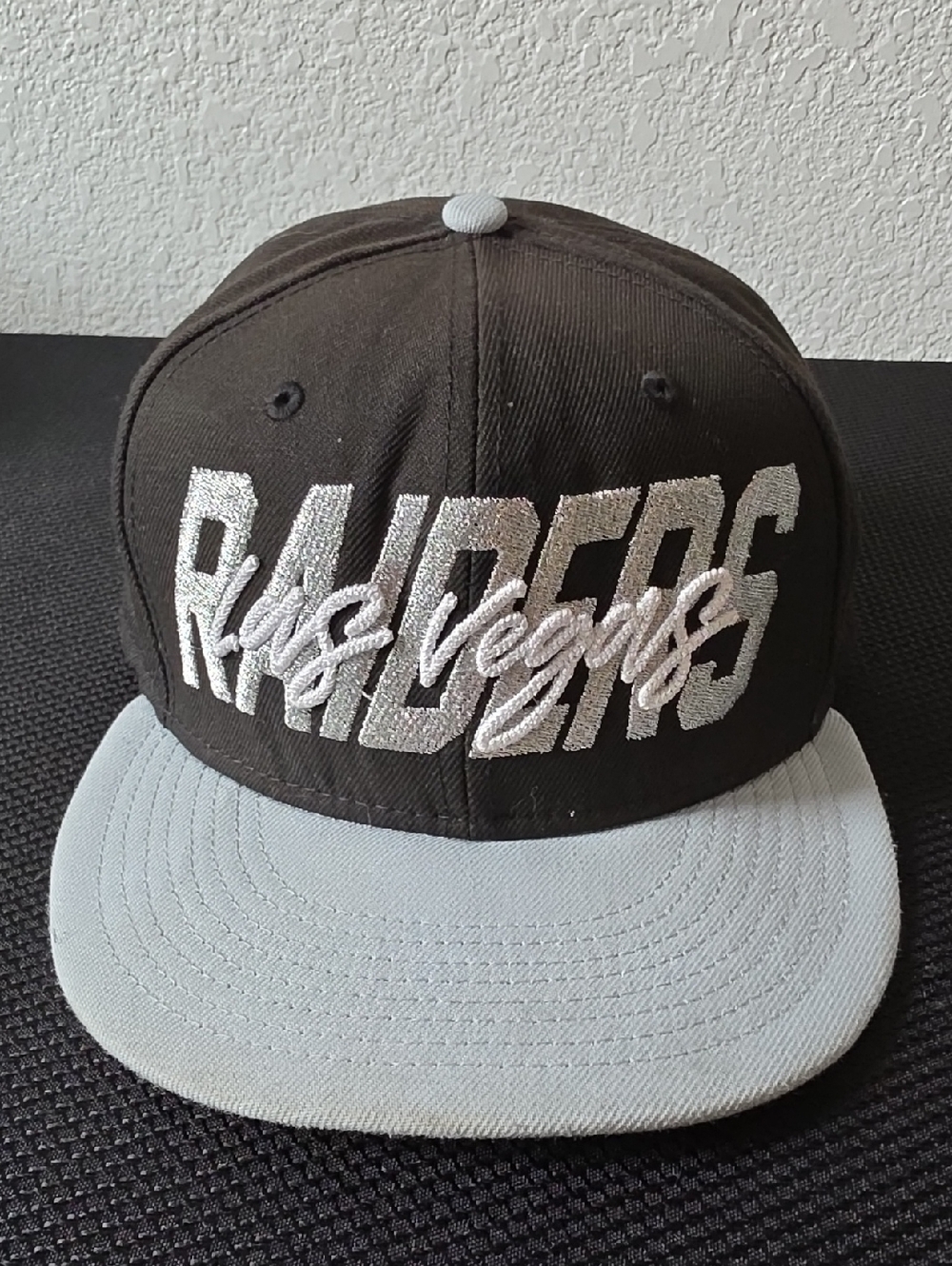 New Era Black and Light Gray 59FIFTY Fitted Hat